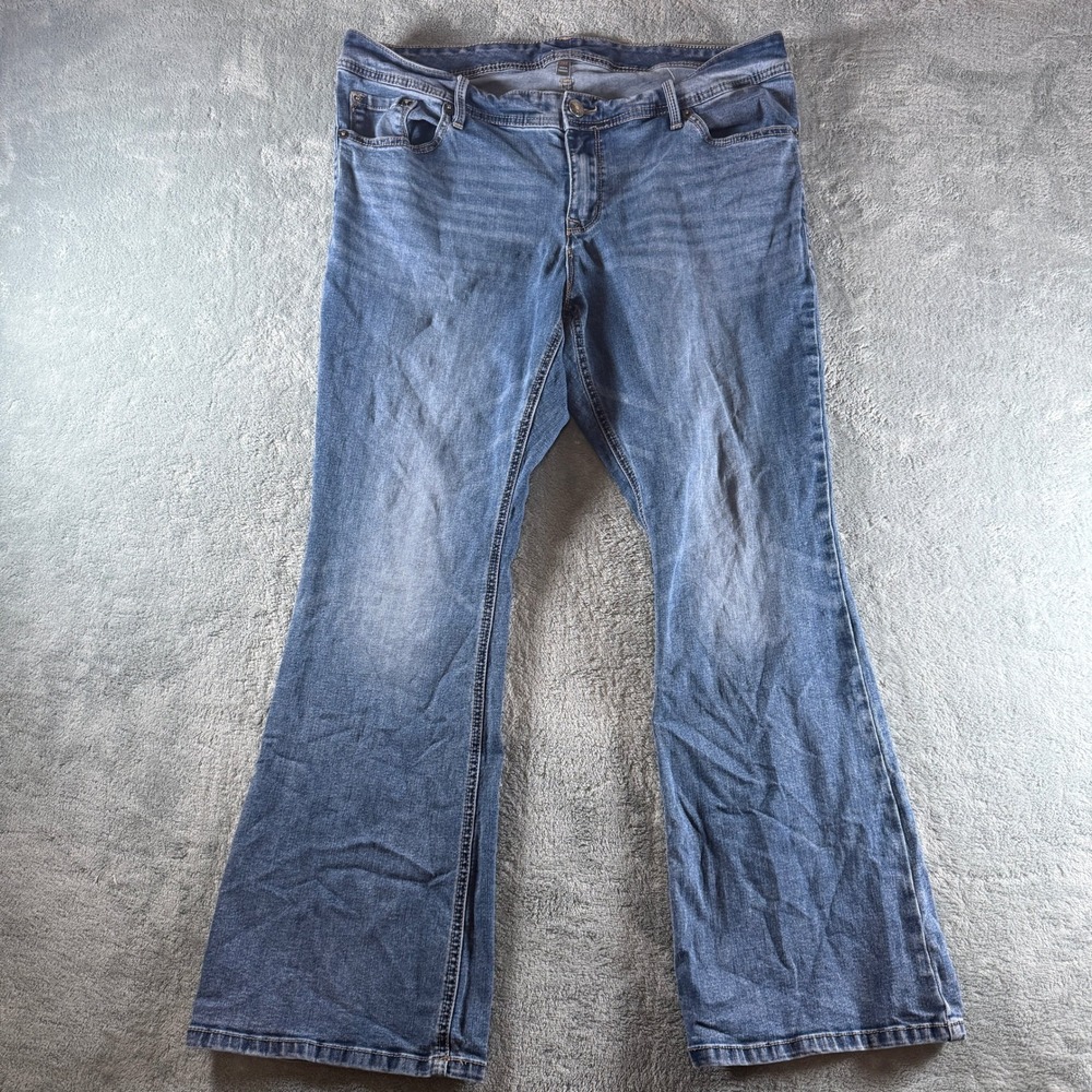 Torrid Flare Leg Jeans Medium Wash Blue Denim Plus Size 18R Regular 0181